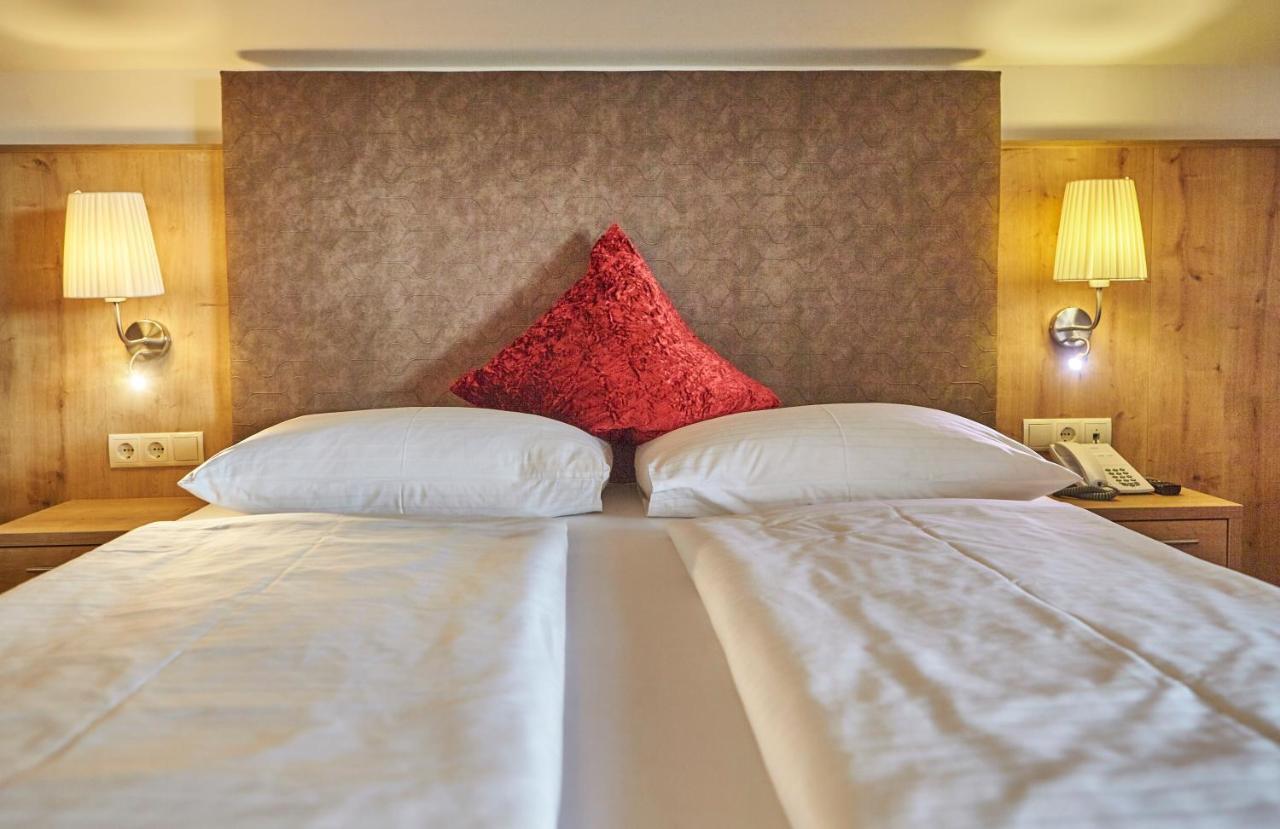 Johanneshof - Dein Mountain Wohlfuehlhotel Saalbach-Hinterglemm Ngoại thất bức ảnh